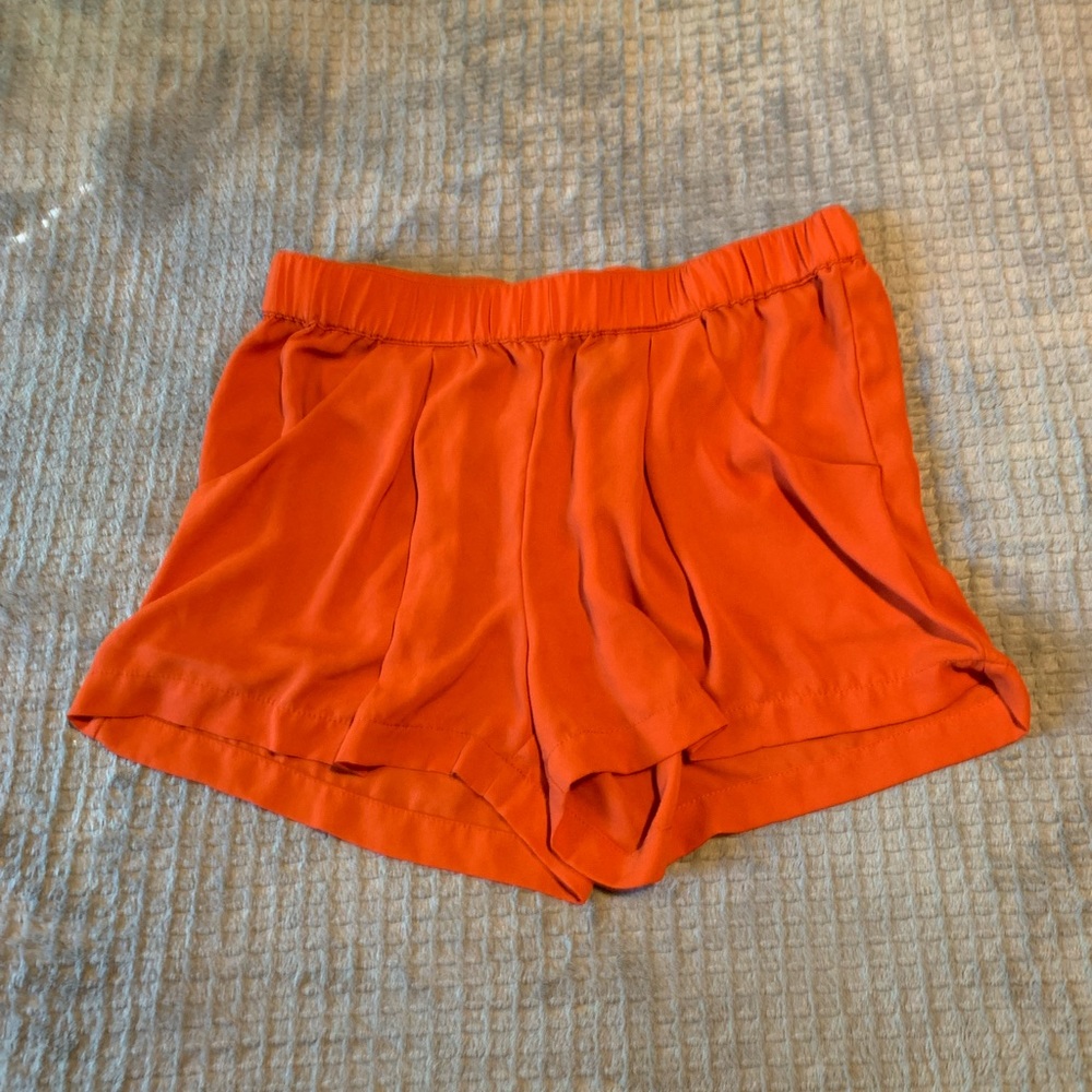 BCBGMAXAZRIA shorts